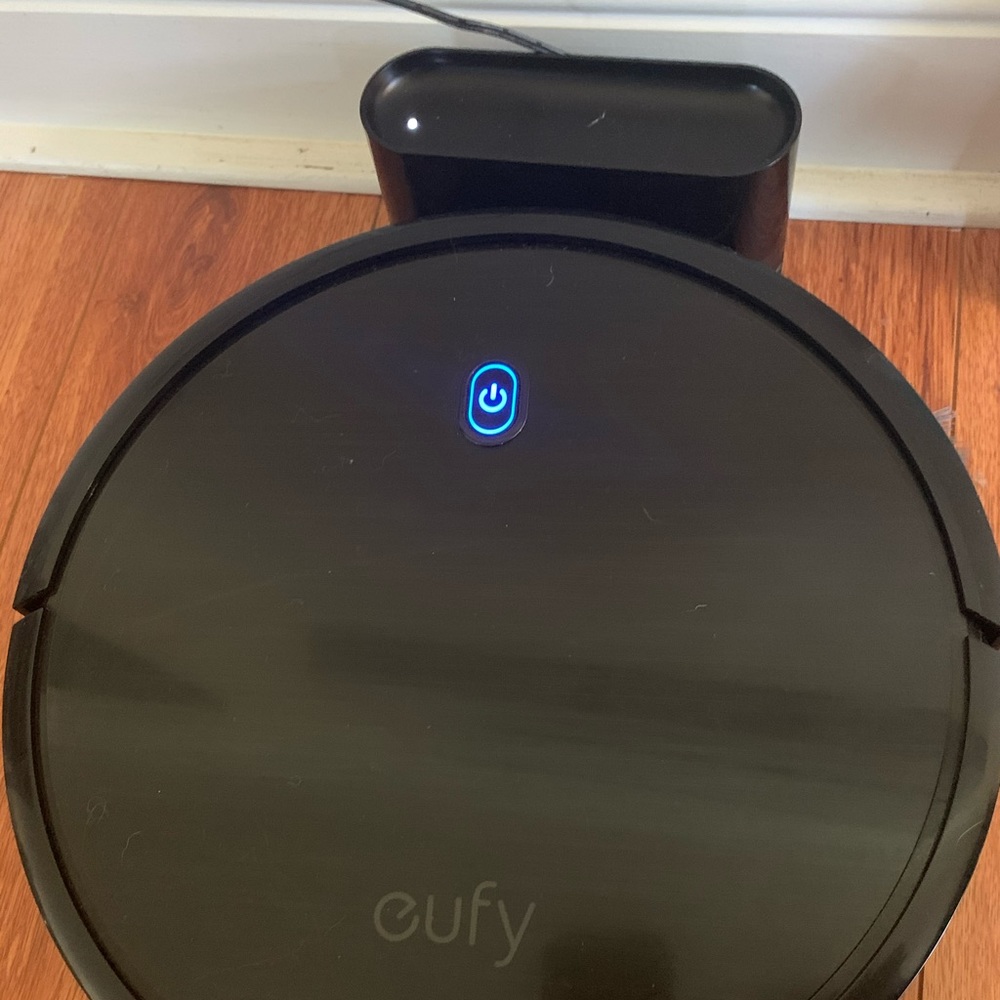 Remote Controlled Vacuum - image 2